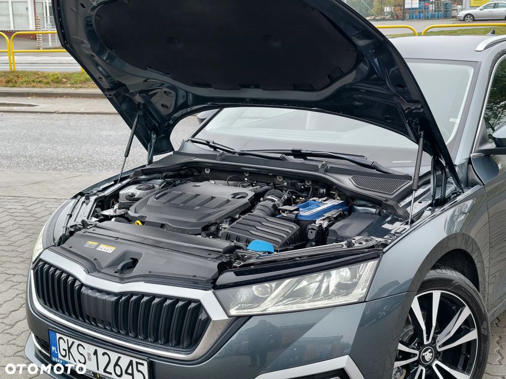 Skoda Octavia 2.0 TDI Style DSG - 37