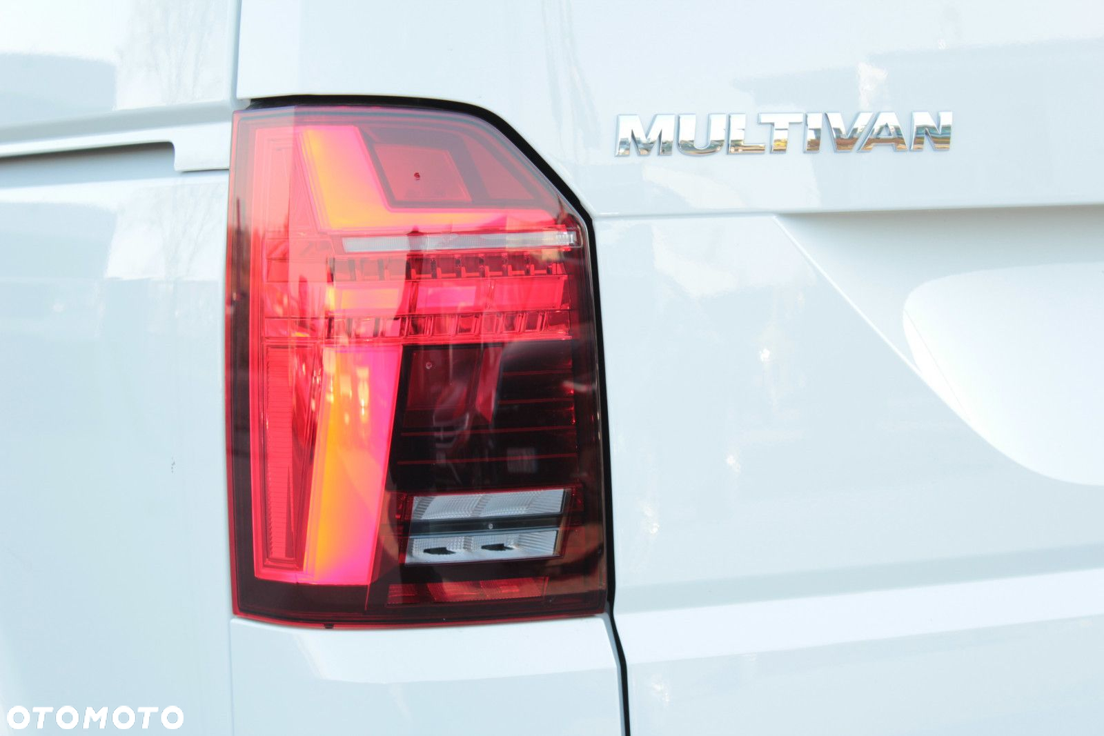 Volkswagen Multivan - 8