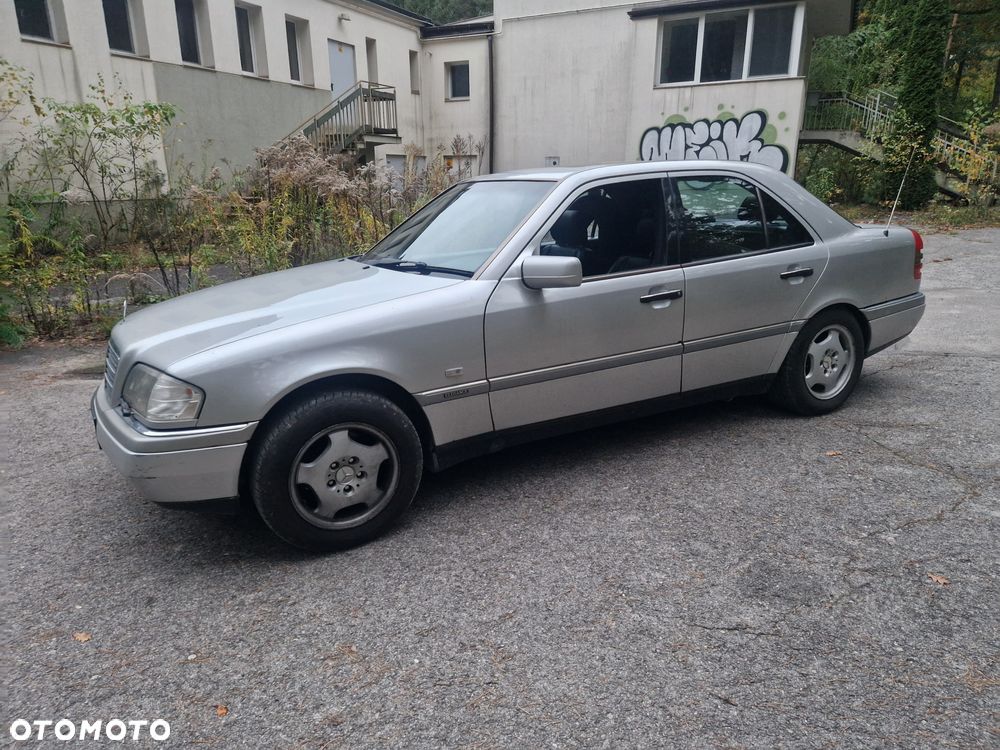 Mercedes-Benz Klasa C - 2