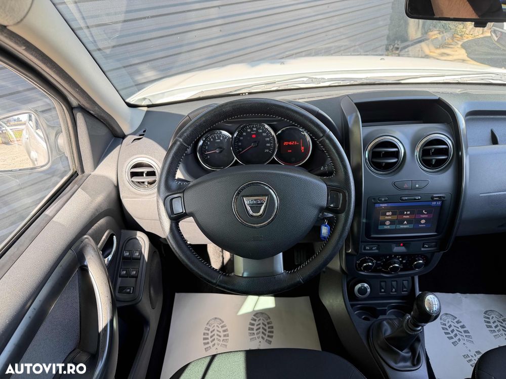 Dacia Duster 1.5 dCi 4x4 Prestige - 10