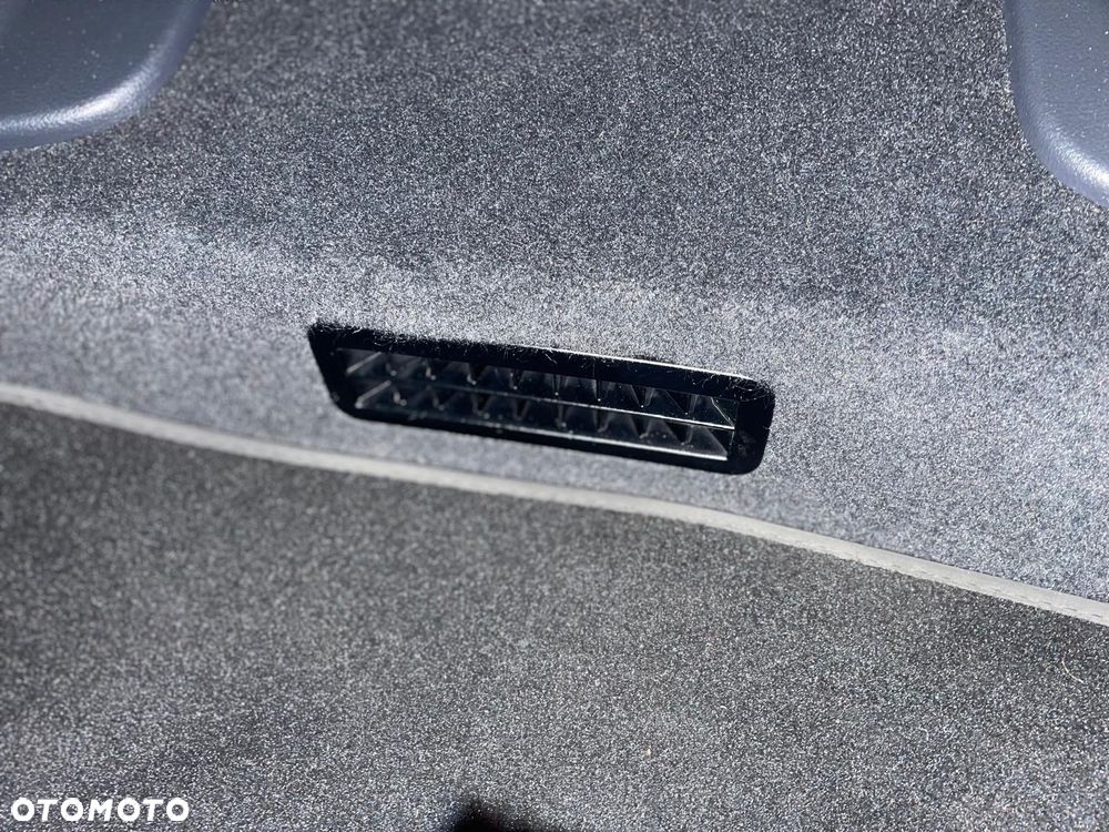 Seat Alhambra - 32