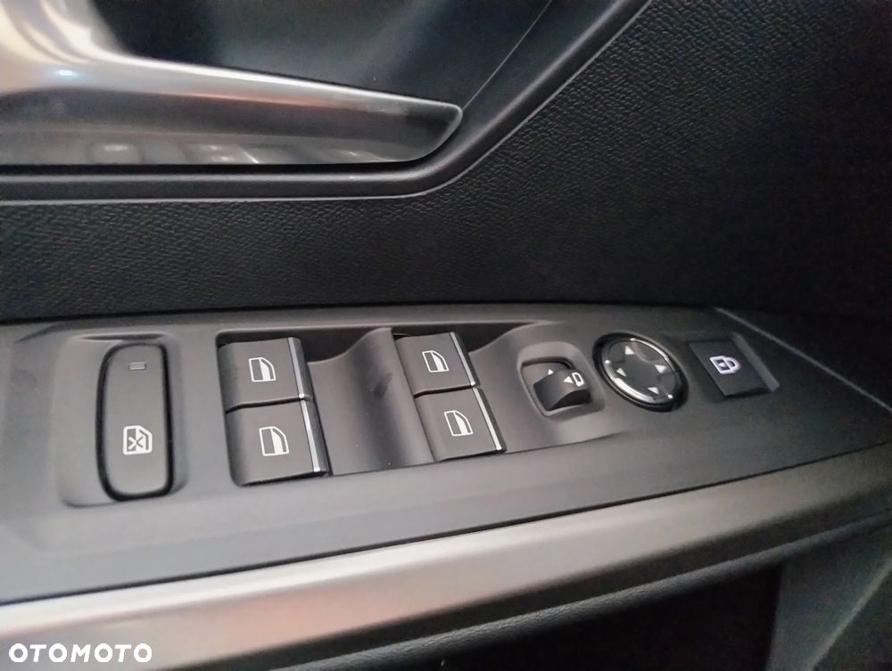 Peugeot 5008 1.2 PureTech mHEV GT S&S e-DCS6 - 21