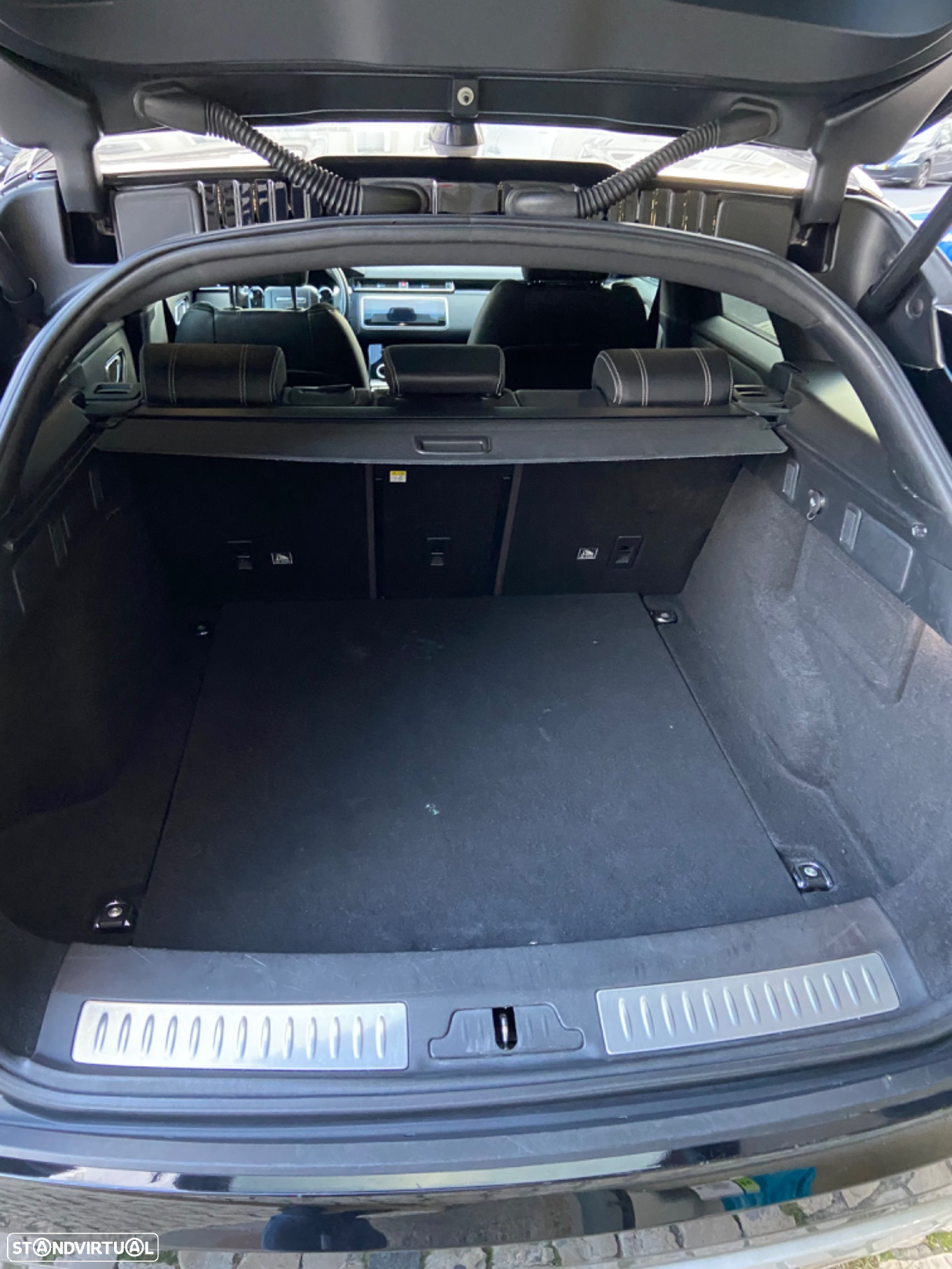 Land Rover Range Rover Velar 2.0 D R-Dynamic - 13