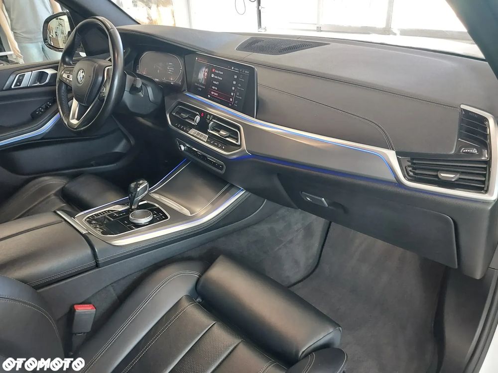 BMW X5 xDrive25d - 26