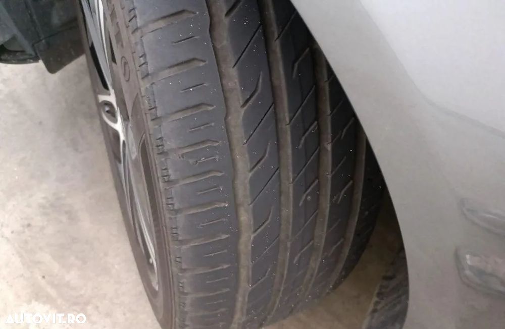 Mercedes-Benz C ver-300-de-4matic-t-9g--tronic - 9