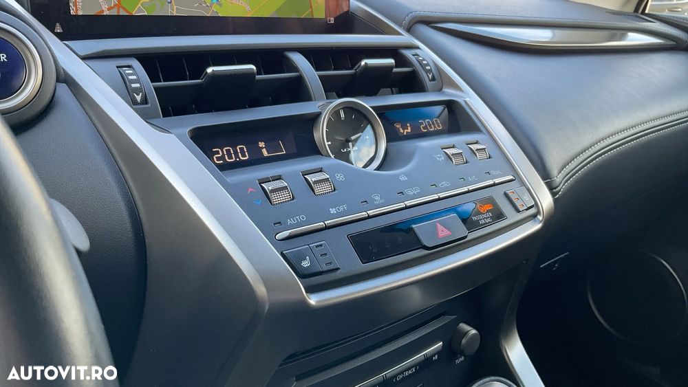 Lexus Seria NX 300h AWD Executive Plus - 31