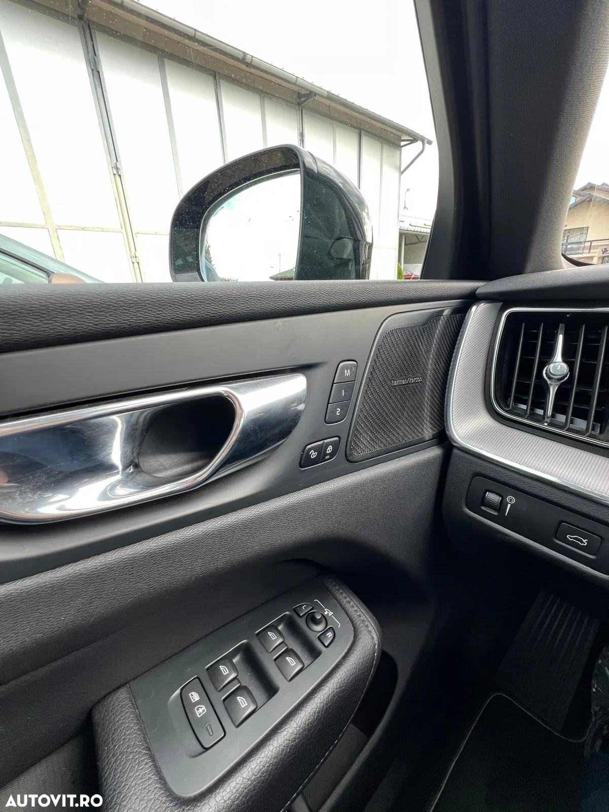 Volvo XC 60 D4 Geartronic RDesign - 23