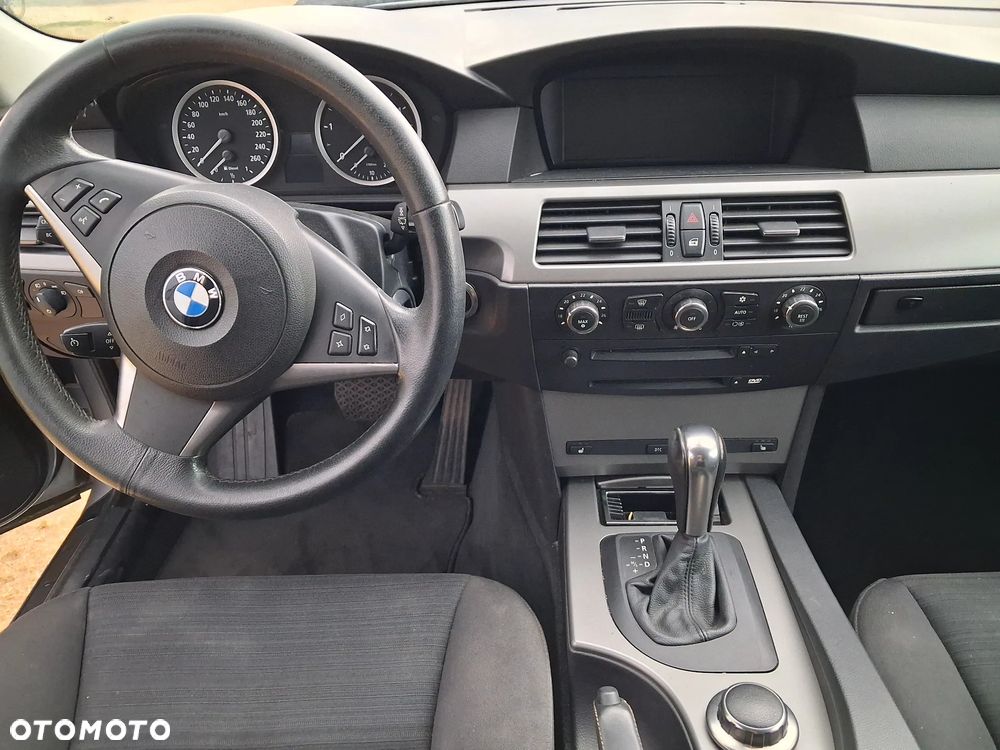 BMW Seria 5 520d Edition Fleet Lifestyle - 6