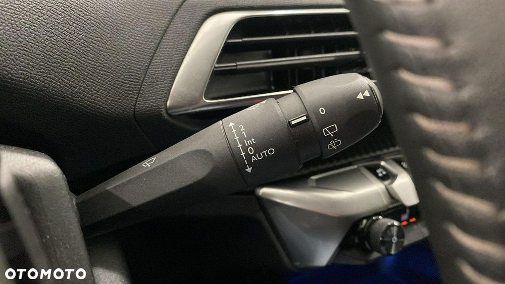 Peugeot 5008 - 24