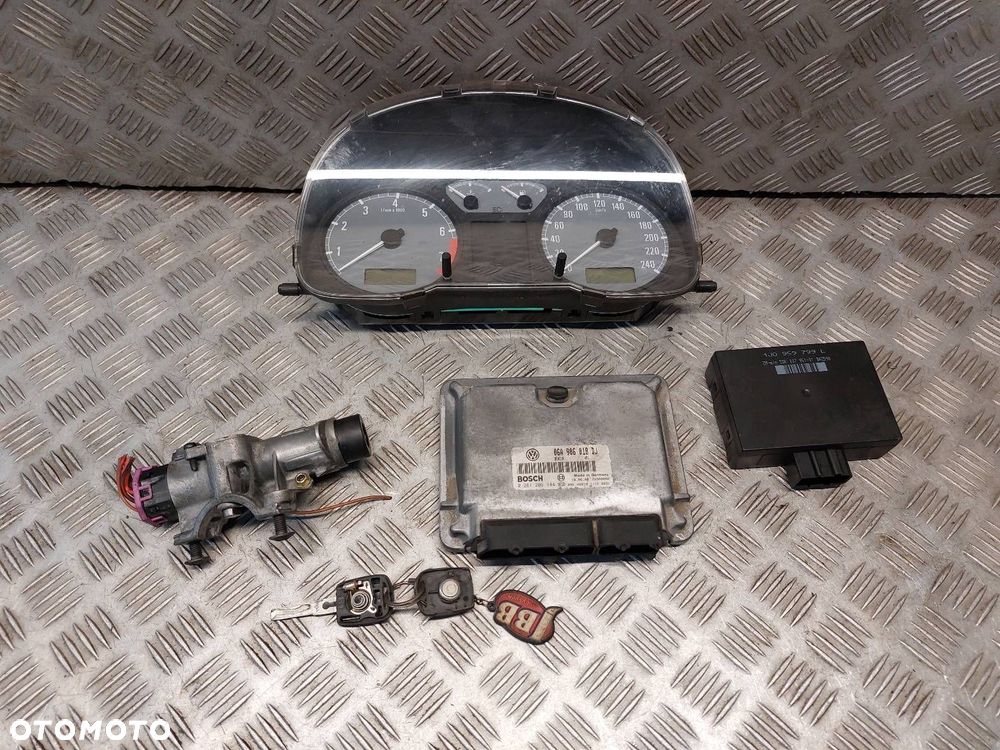 ZESTAW STARTOWY SKODA OCTAVIA I 06A906018DJ - 1