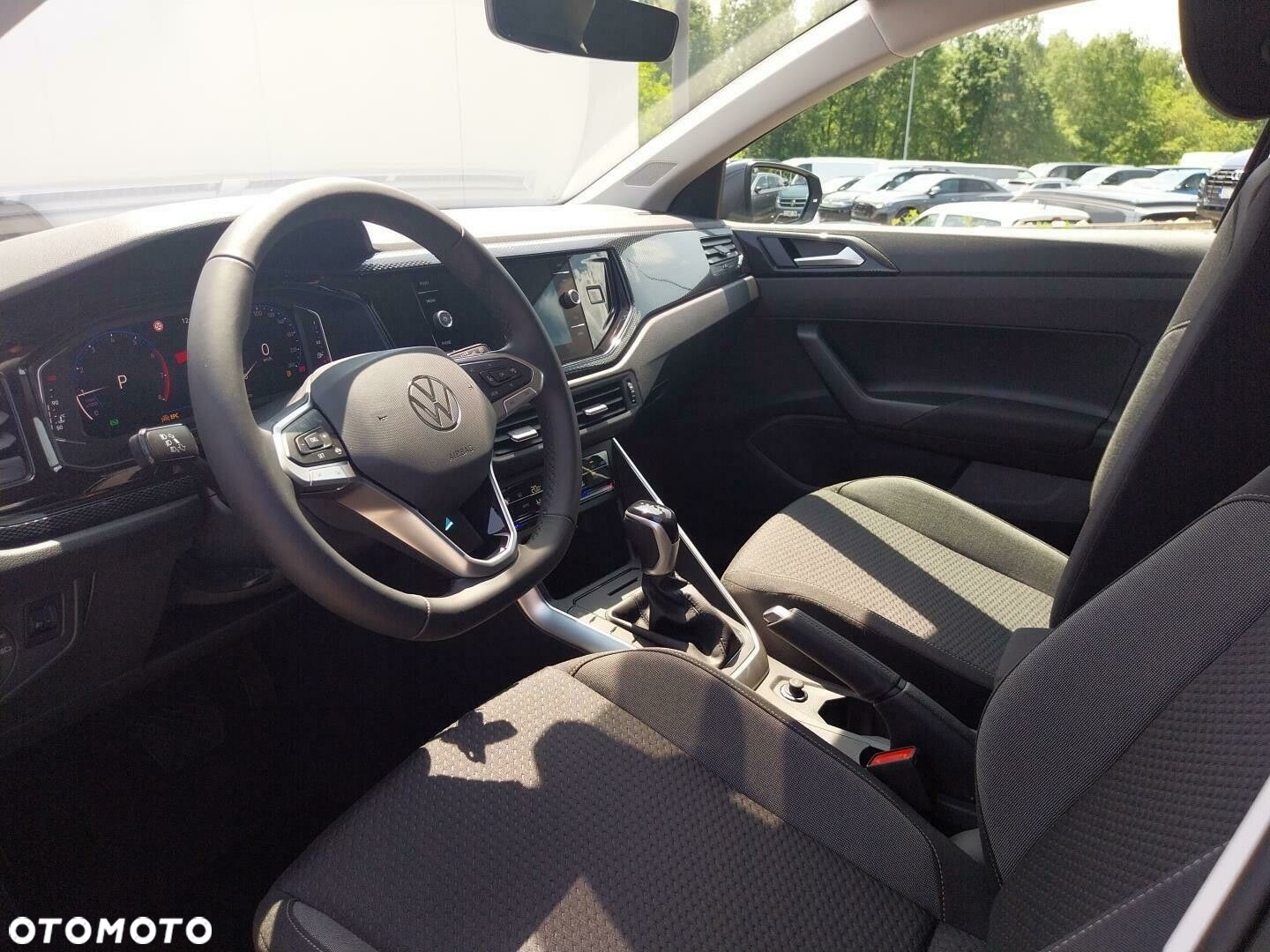 Volkswagen Polo - 11
