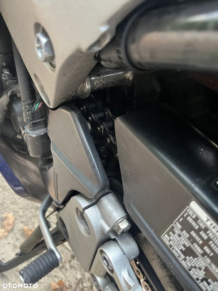 Honda VFR - 6