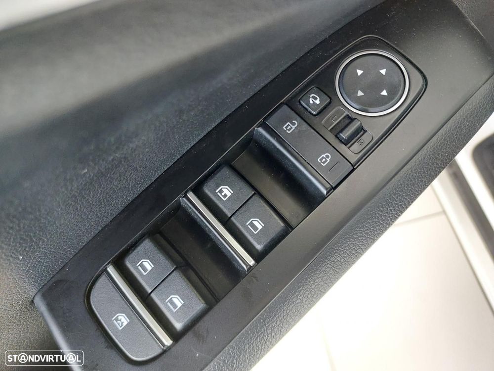 Kia e-Soul 64kWh - 17