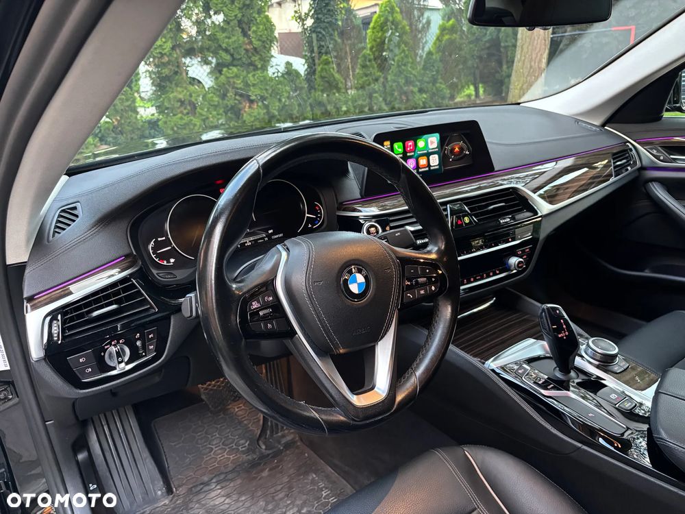 BMW Seria 5 518d Luxury Line - 7