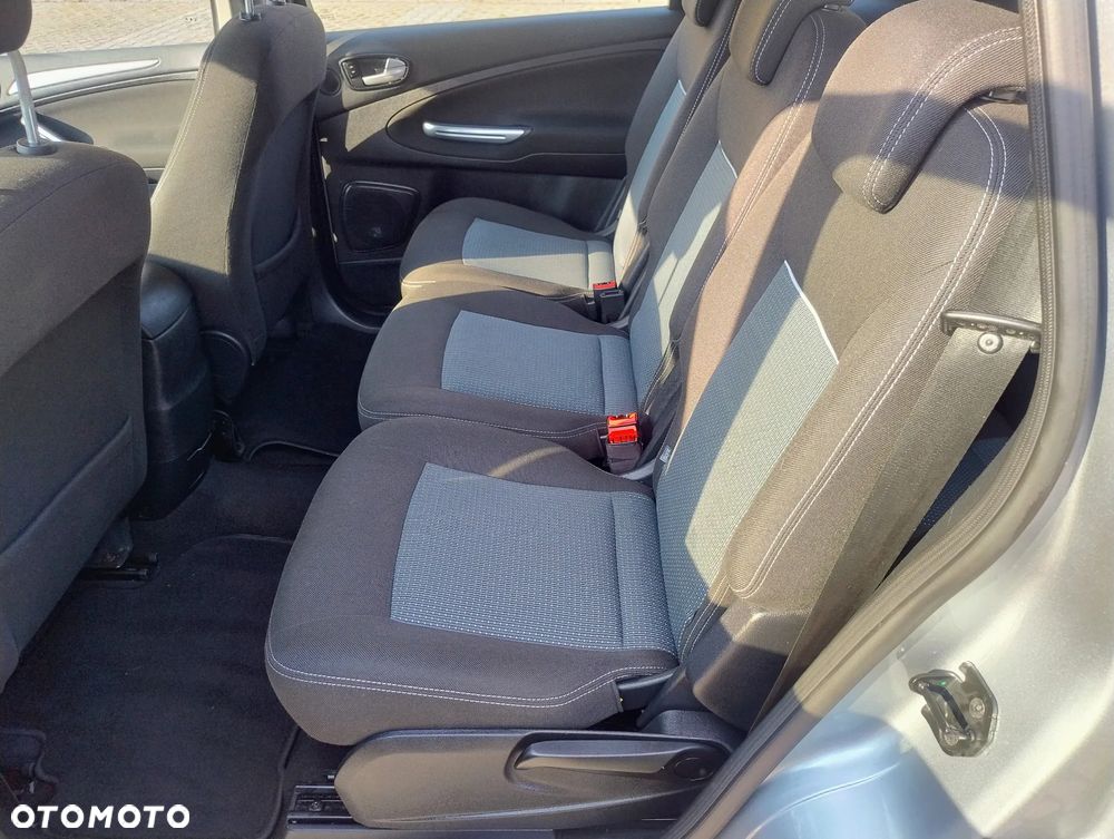 Ford S-Max 2.0 TDCi Trend - 13