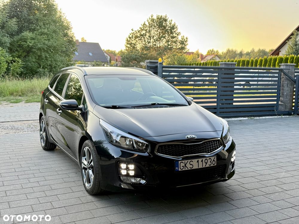 Kia Ceed 1.6 CRDi 136 ISG GT Line - 29