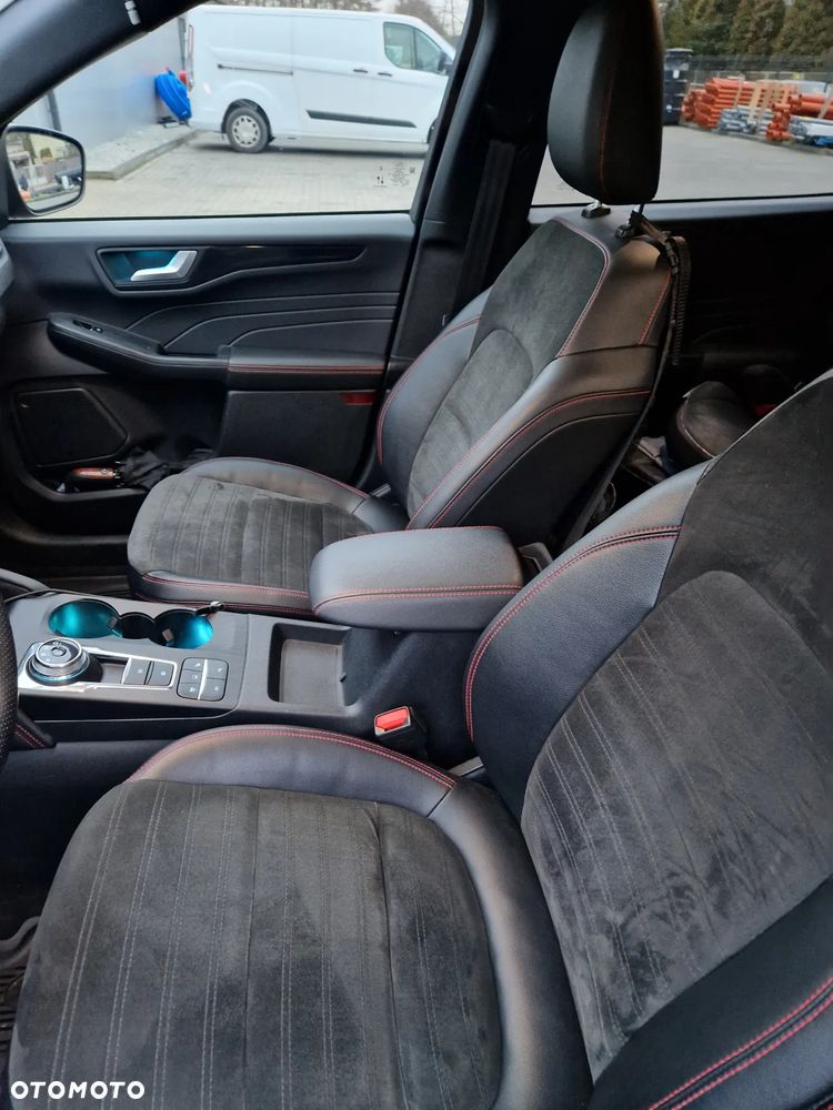 Ford Kuga 2.5P PHEV FWD ST-Line X - 11