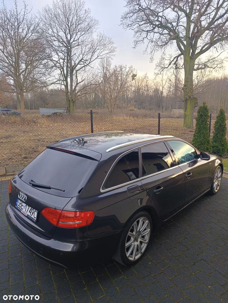 Audi A4 Avant 2.0 TDI DPF quattro - 5