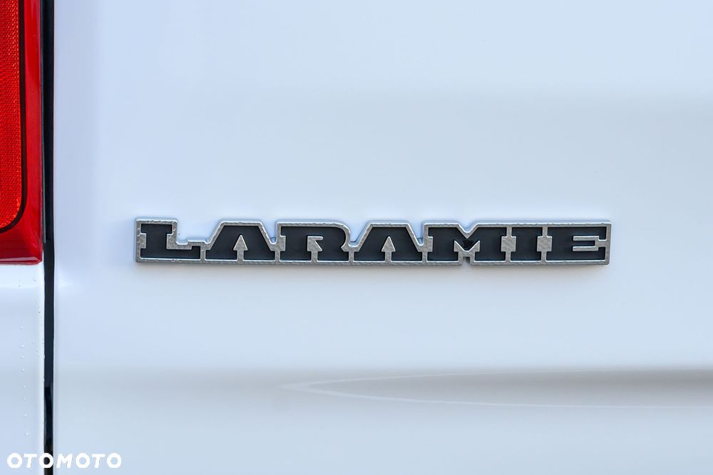 RAM 1500 5.7 Crew Cab Longbed Laramie Sport - 25