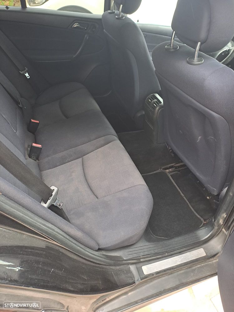 Mercedes-Benz C 220 CDI Auto Classic - 9