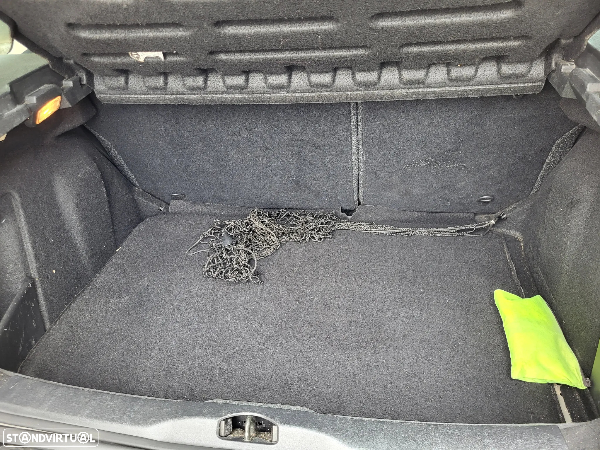 Citroën C4 1.6 HDi VTR Pack - 11