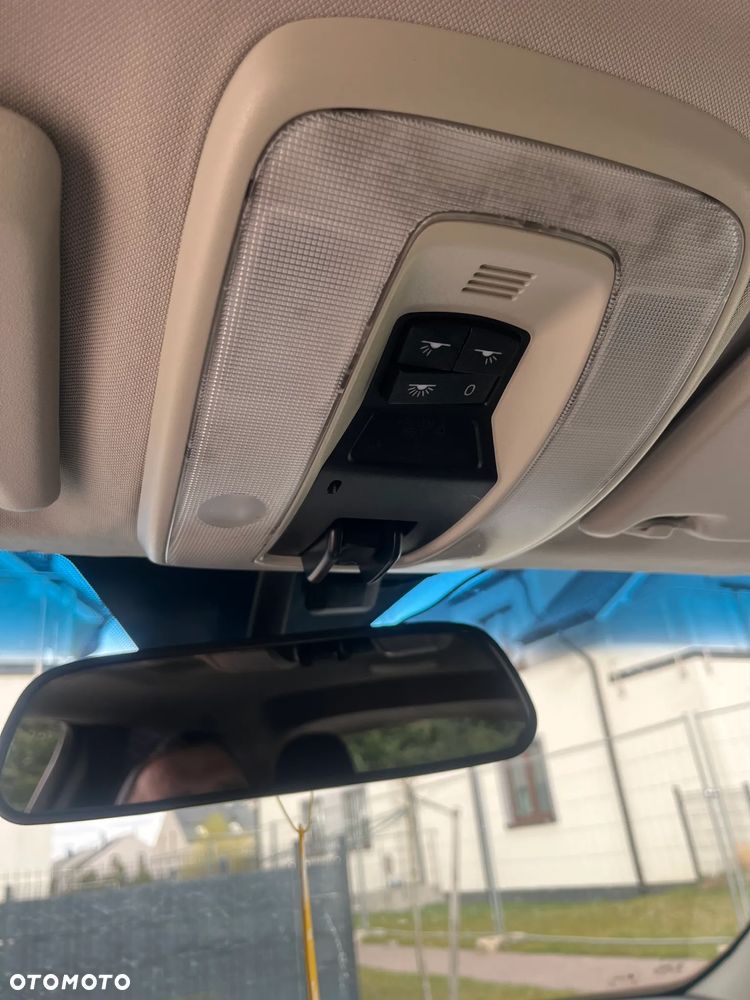 Volvo C30 D4 Kinetic - 9