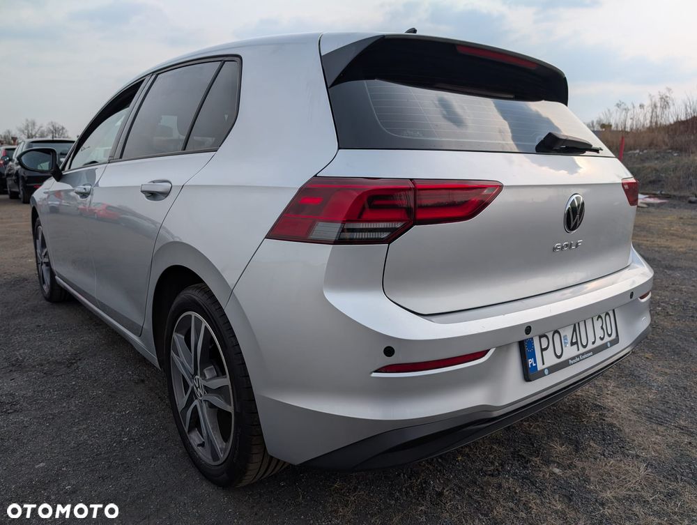 Volkswagen Golf 2.0 TDI Life - 12