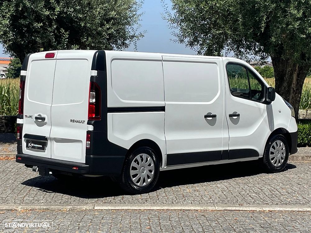 Renault Trafic 2.0 dCi IVA Dedutível - 6