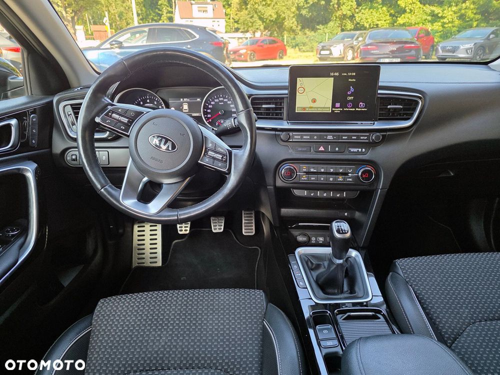 Kia Ceed - 7