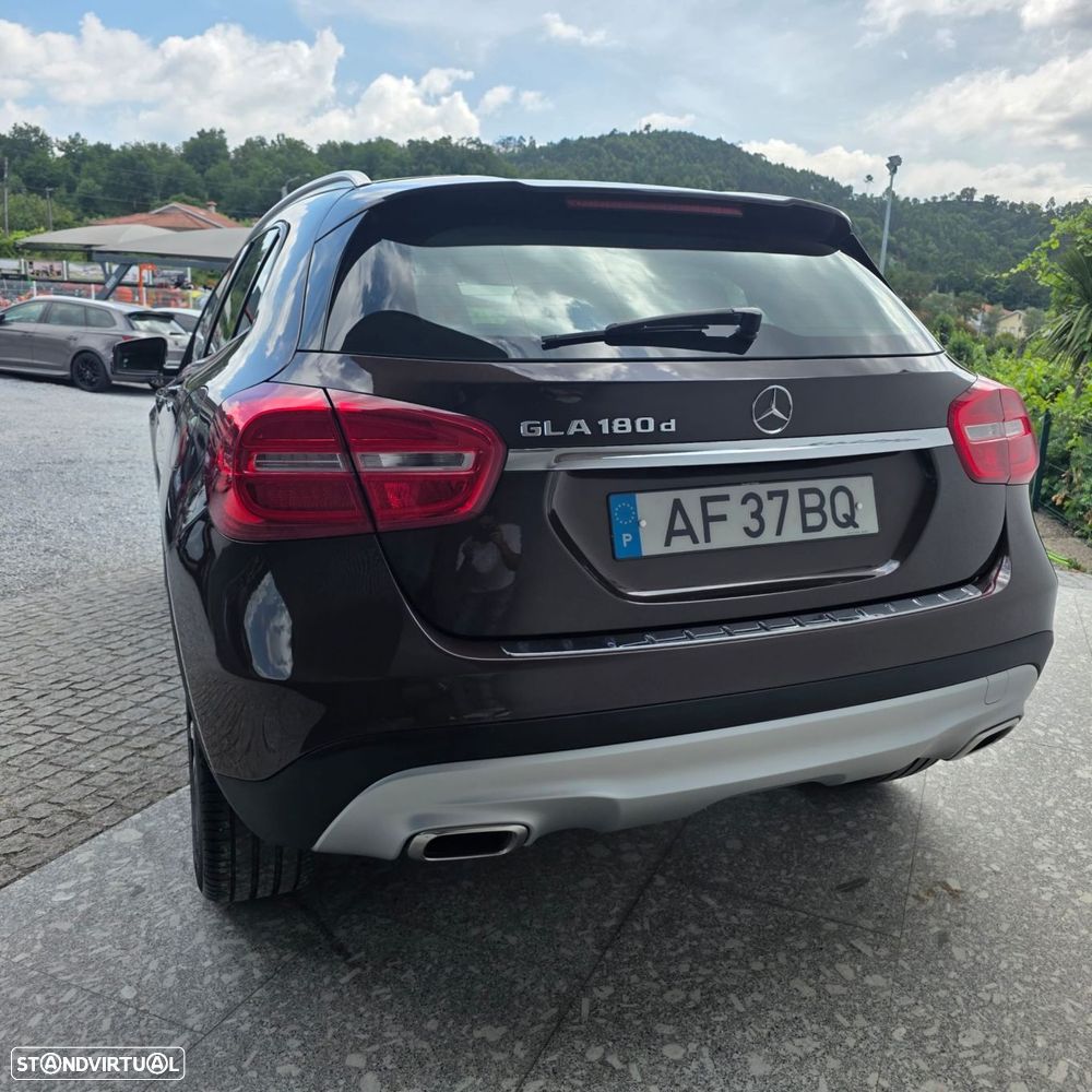 Mercedes-Benz GLA 180 CDI Urban Aut. - 6