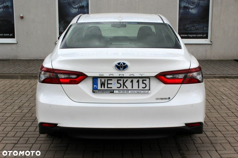 Toyota Camry 2.5 Hybrid Comfort CVT - 5