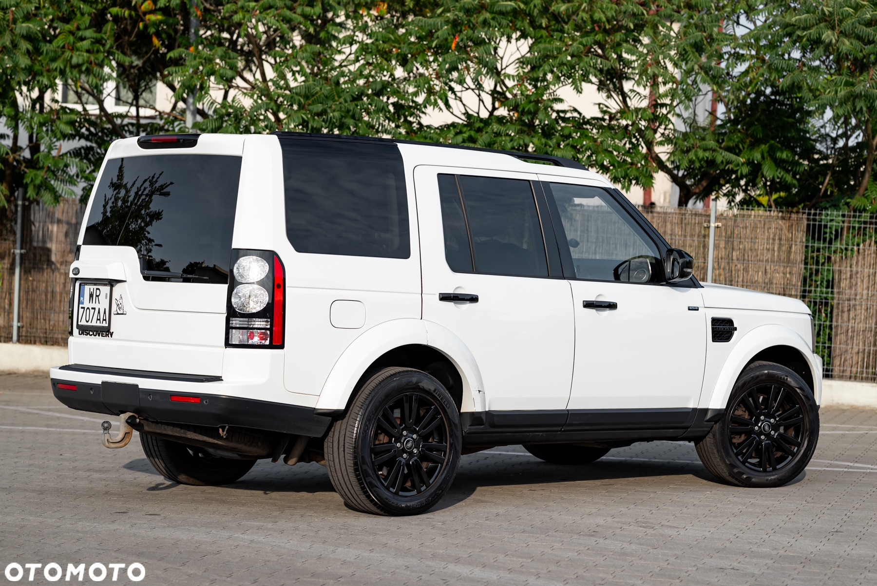 Land Rover Discovery SD V6 HSE - 10