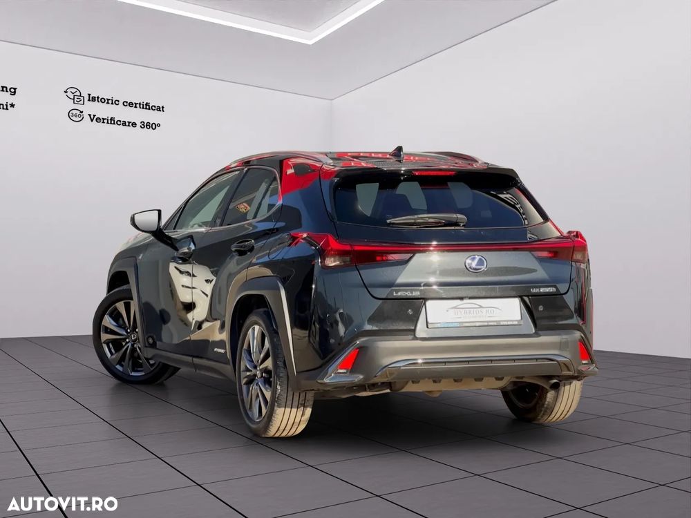 Lexus UX 250h F SPORT - 3