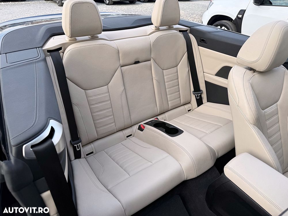 BMW M4 M440i xDrive AT MHEV - 25