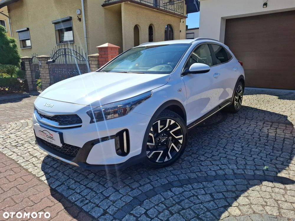 Kia XCeed 1.5 T-GDI M - 2