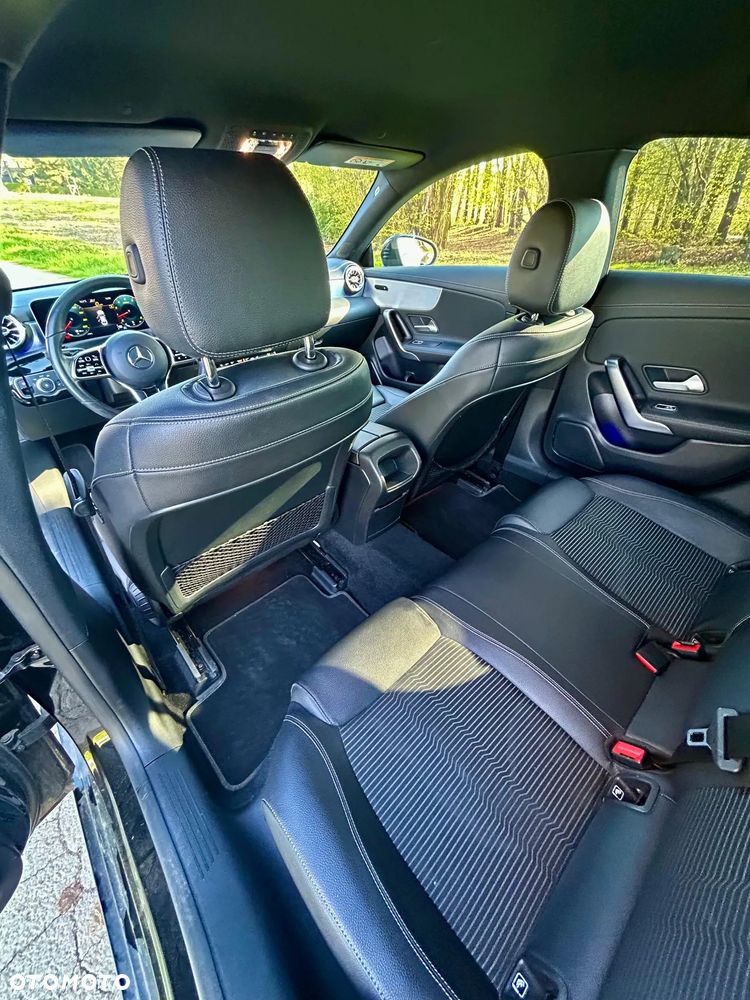 Mercedes-Benz CLA 220 7G-DCT Progressive - 22
