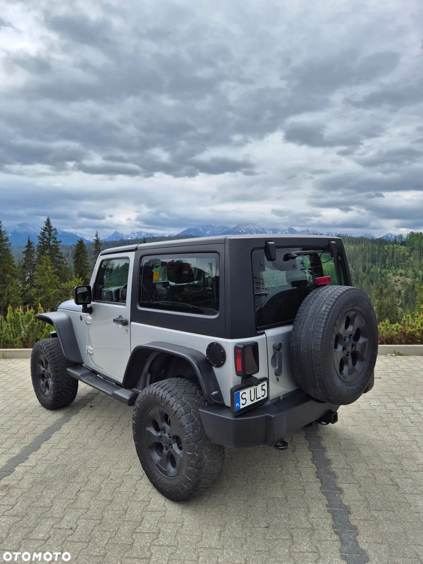 Jeep Wrangler - 1