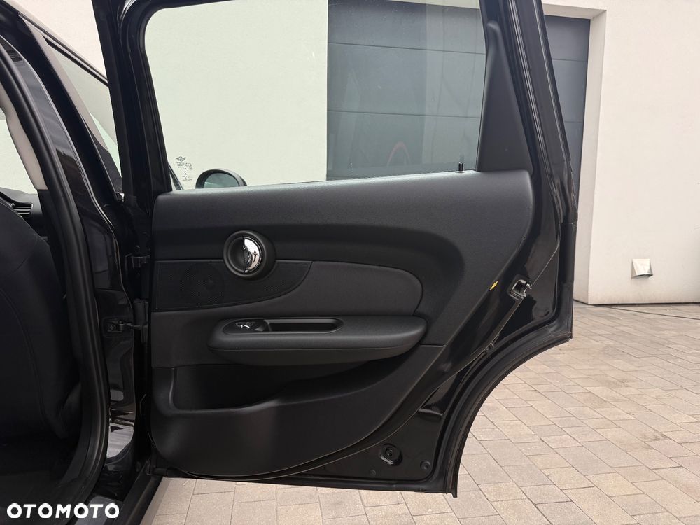 MINI Clubman One D Essential Trim - 30