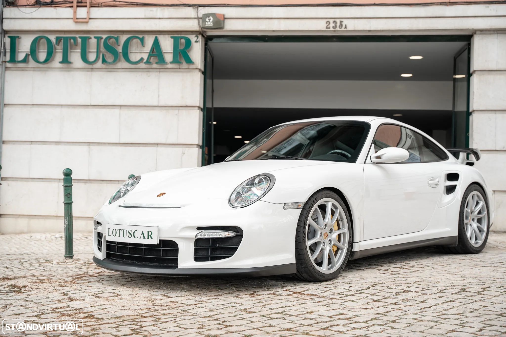 Porsche 911 (997) GT2 - 1