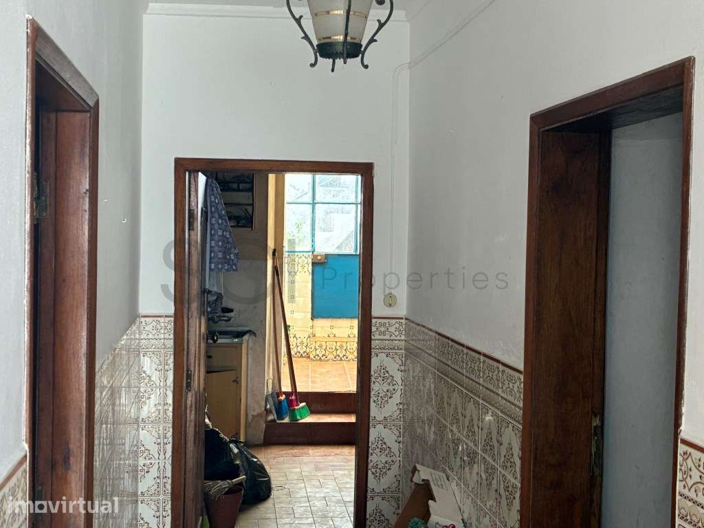 Moradia térrea com dois quartos em Serpa na zona do castelo... - Grande imagem: 2/25