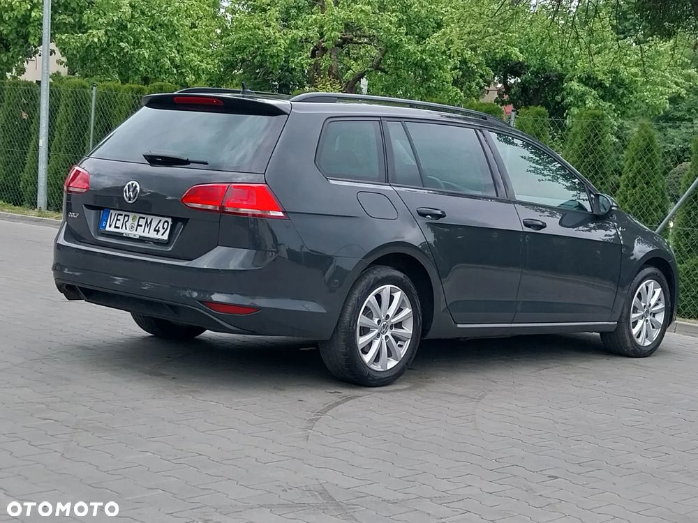 Volkswagen Golf 1.6 TDI DPF Highline - 3