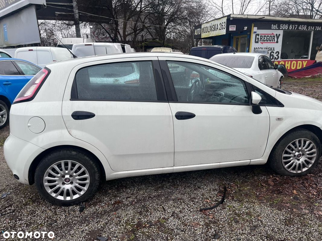 Fiat Punto 1.4 Easy Pakiet Easy Plus S&S - 17