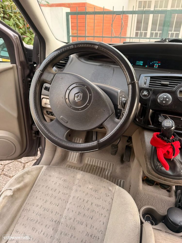 Renault Scénic - 22