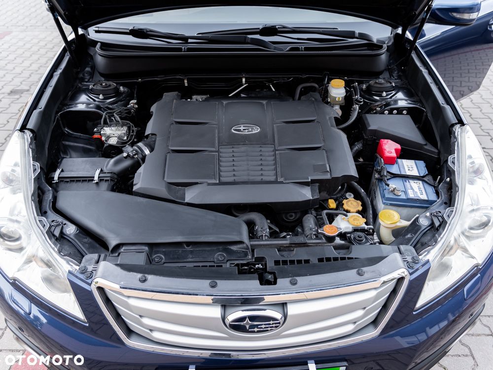 Subaru Outback 3.6 R Exclusive Navi - 37