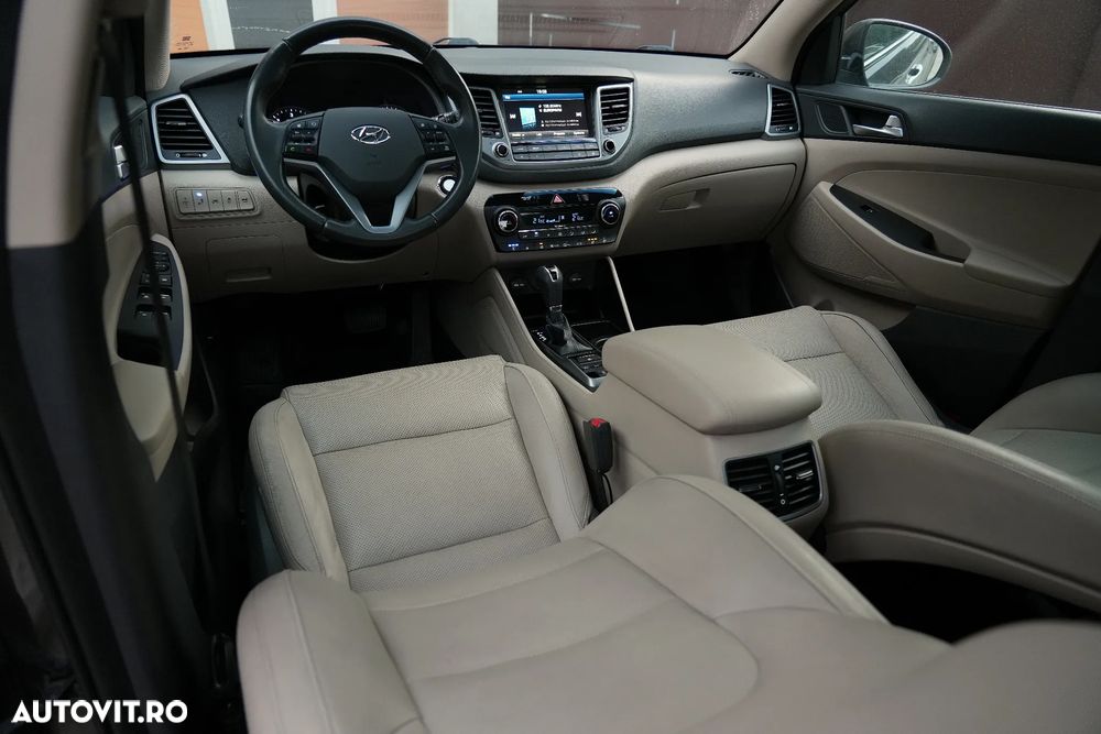 Hyundai Tucson 2.0 CRDI 4WD Automatik Premium - 7