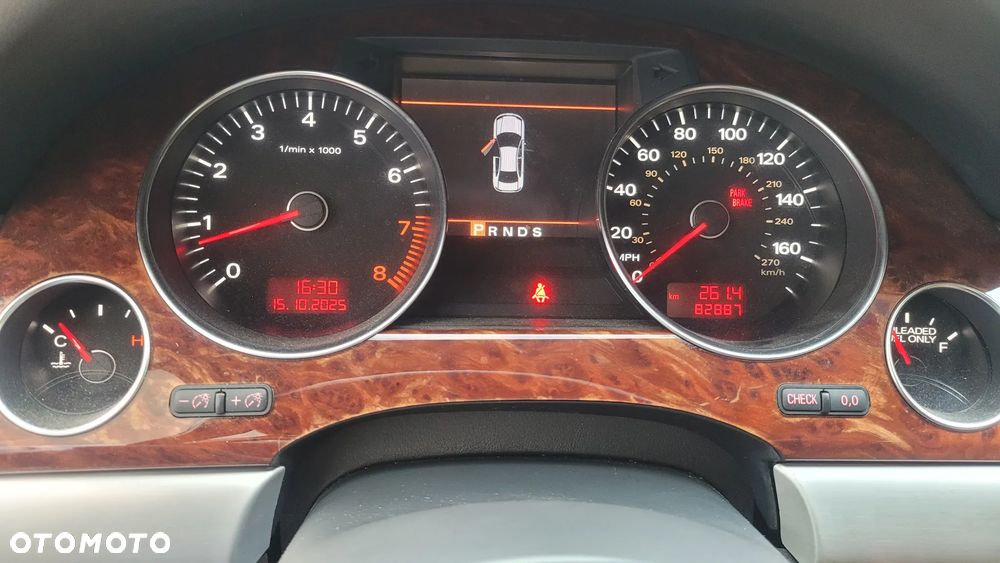 Audi A8 4.2 FSI L Quattro - 11