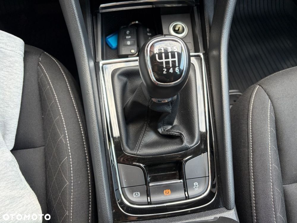 Skoda Karoq 1.6 TDI SCR Ambition - 23