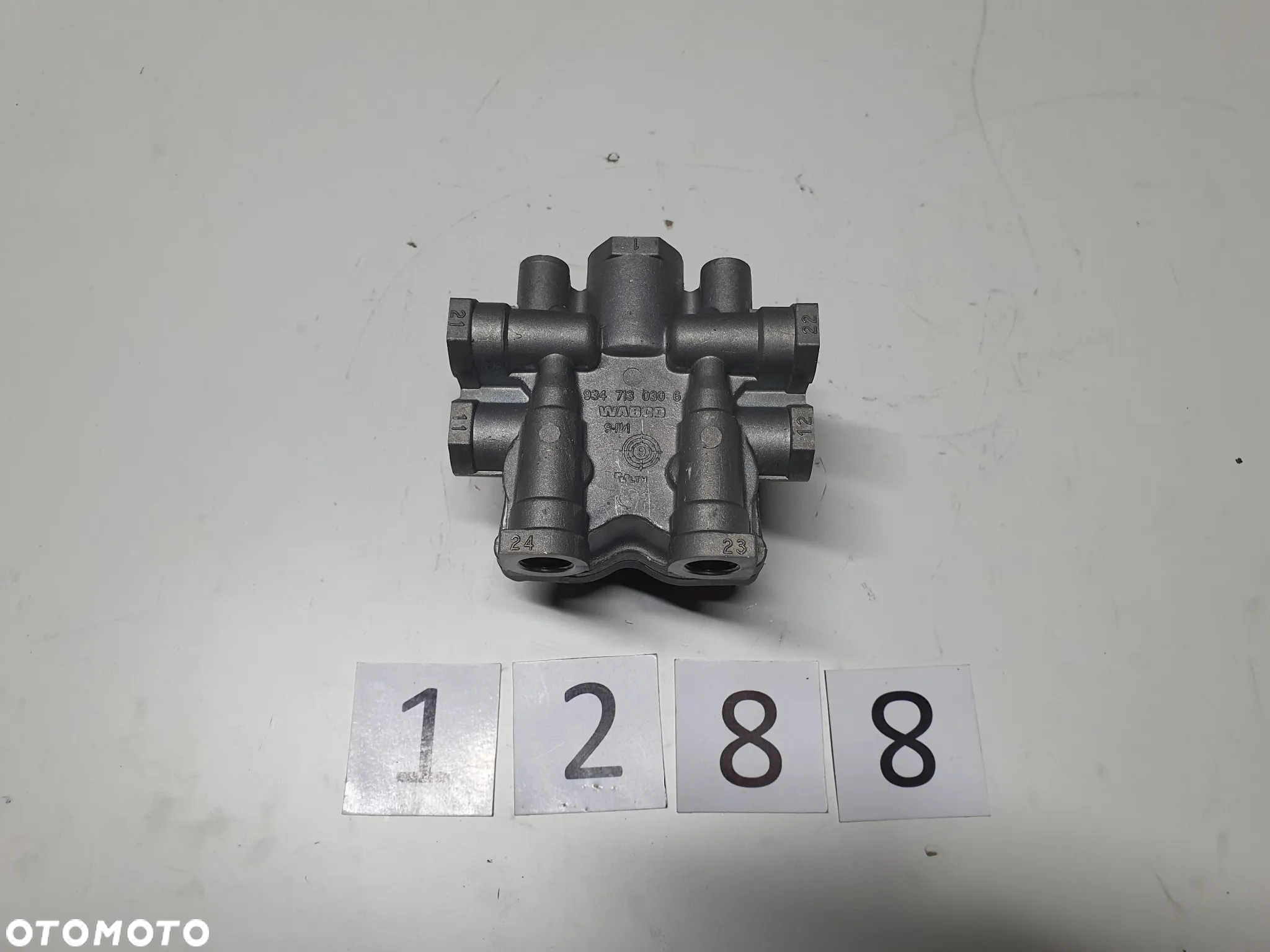 Zawór wieloobwodowy, czterodrogowy, Wabco 9347147400, Volvo FH / FM - 2