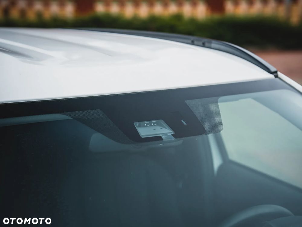 Mitsubishi Eclipse Cross - 11