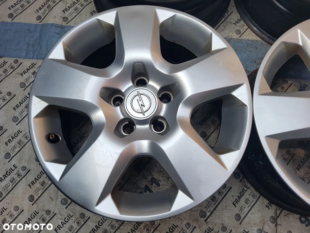 FELGI STALOWE STRUKTURALNE KOŁPAKI OPEL  5x110 6,5JX16 ET39 ASTRA H MERIWA B ZAFIRA B VECTRA C - 15